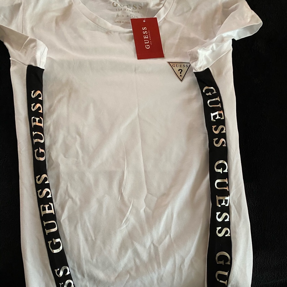 Ladies guess Tee